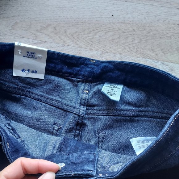 H & M Skinny Ankle  Jeans Regular Waist Dark Wash Blue Stretch Women 29 - Picture 5 of 8